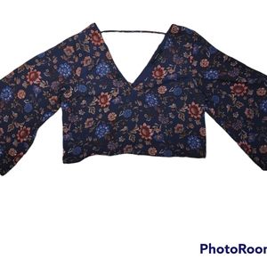 Wide Arm Medium Blouse